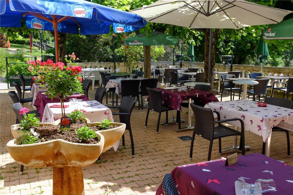 Hotel Castel Regina Châtel-Guyon Zewnętrze zdjęcie
