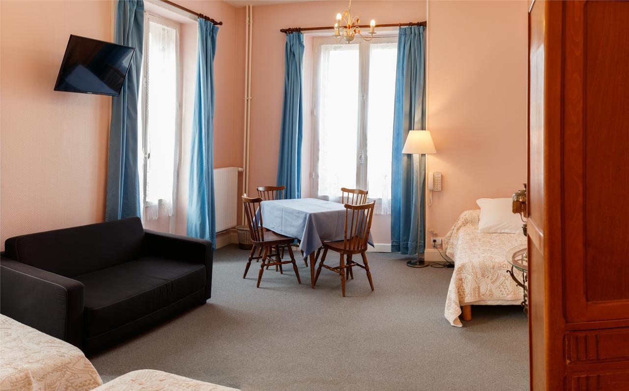 Hotel Castel Regina Châtel-Guyon Zewnętrze zdjęcie