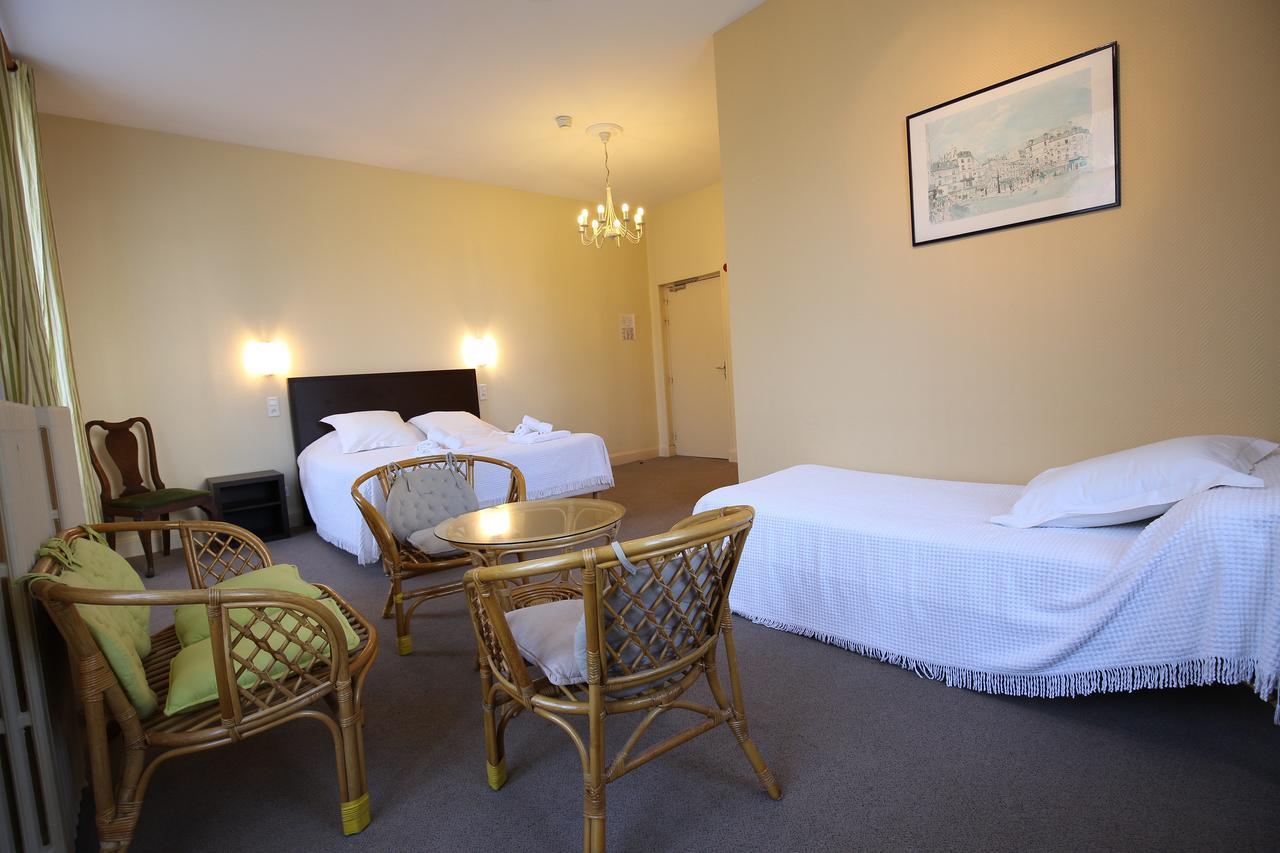 Hotel Castel Regina Châtel-Guyon Zewnętrze zdjęcie